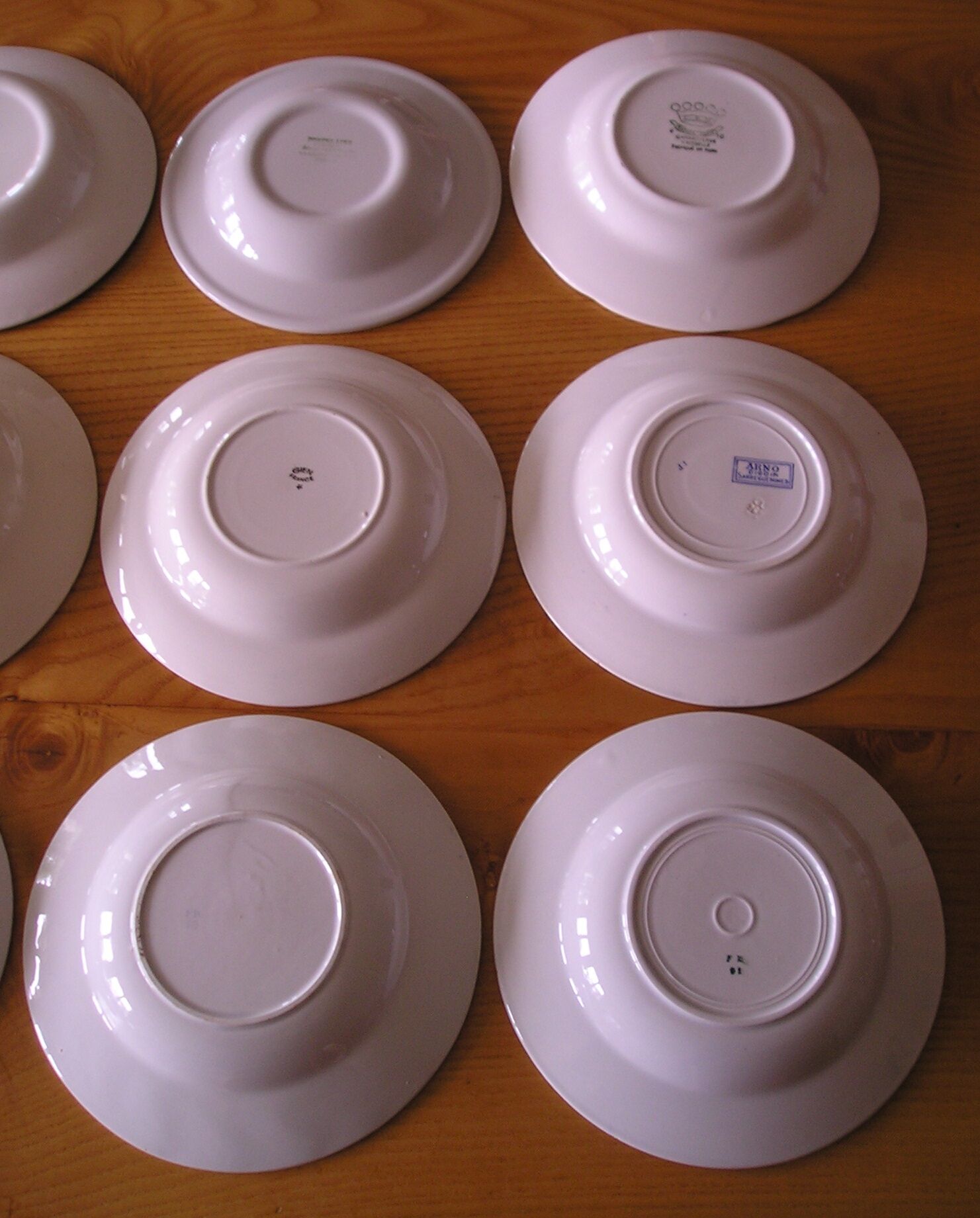 Set of 12 different hollow plates