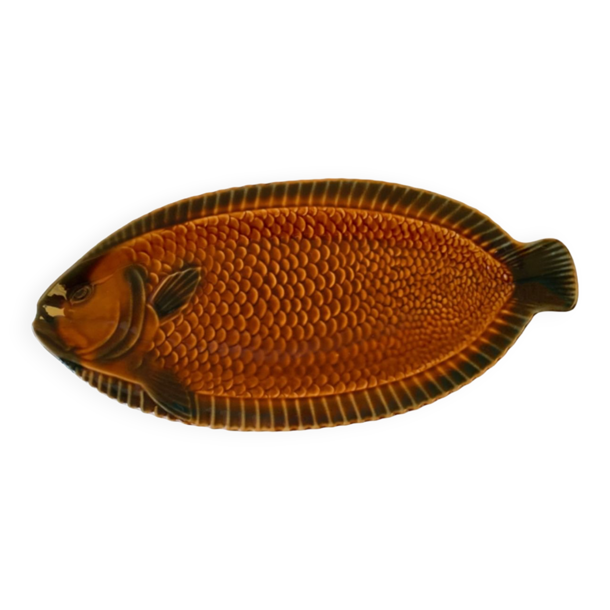 Brown fish dish Selency x Monoprix Croisé Laroche