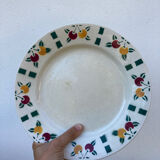 6 flat plates in white Gien ceramic with fruit patterns