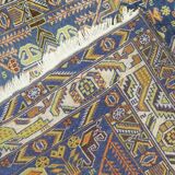 Hand-knotted rug with a pattern, 195 x 116 cm