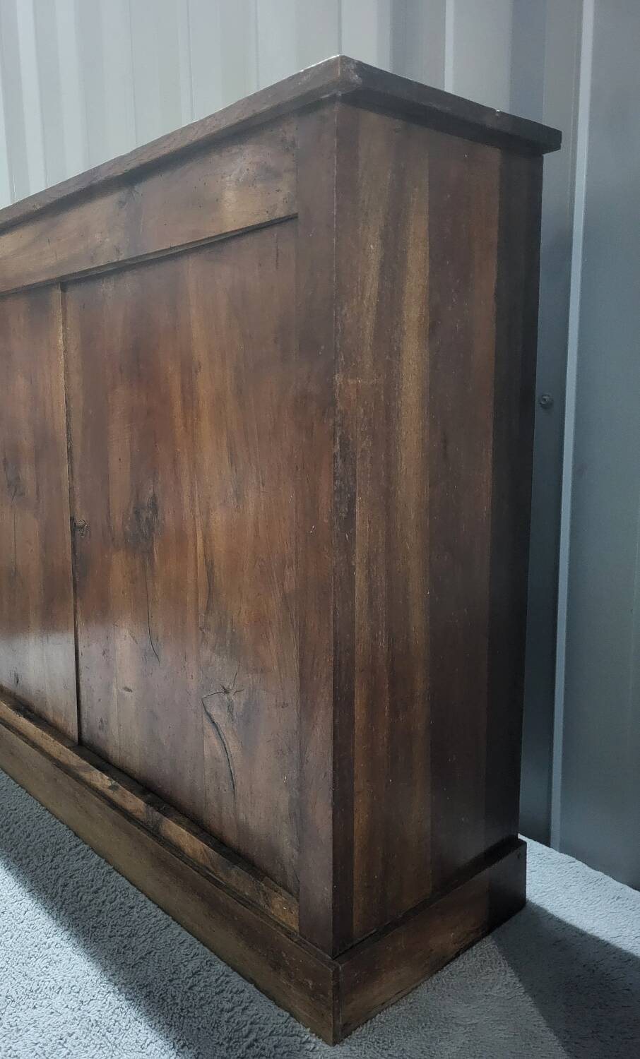 Small buffet shoe storage console in solid wood