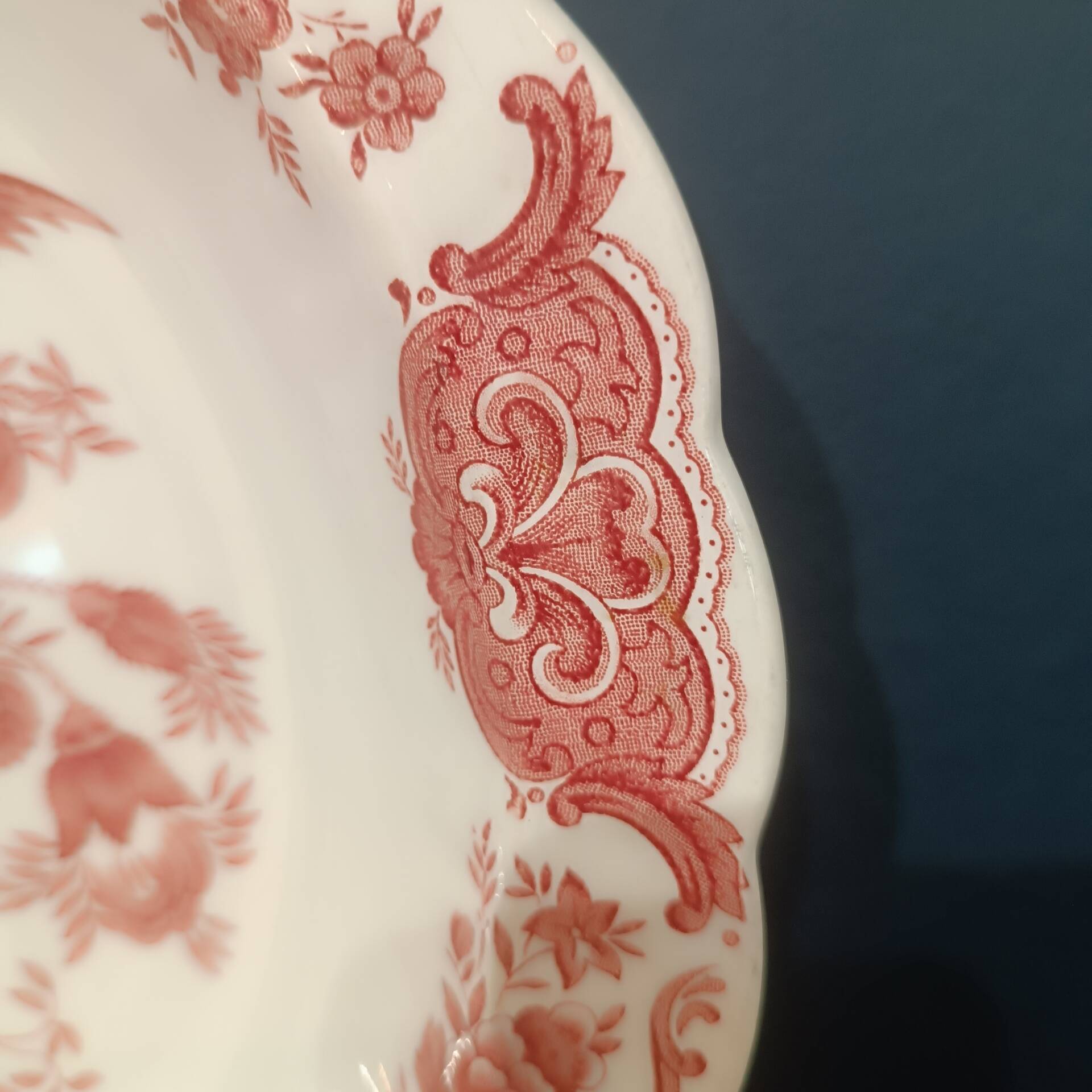 Grand plat faience