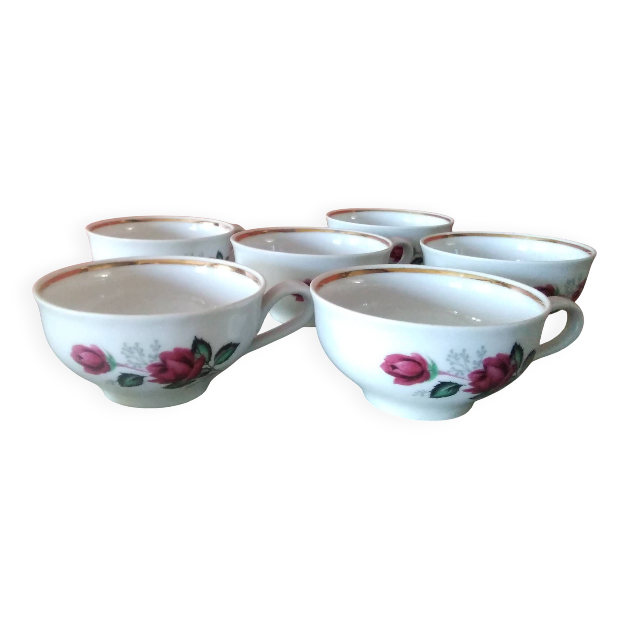 Set of 6 fine and refined cups with red rose decoration.