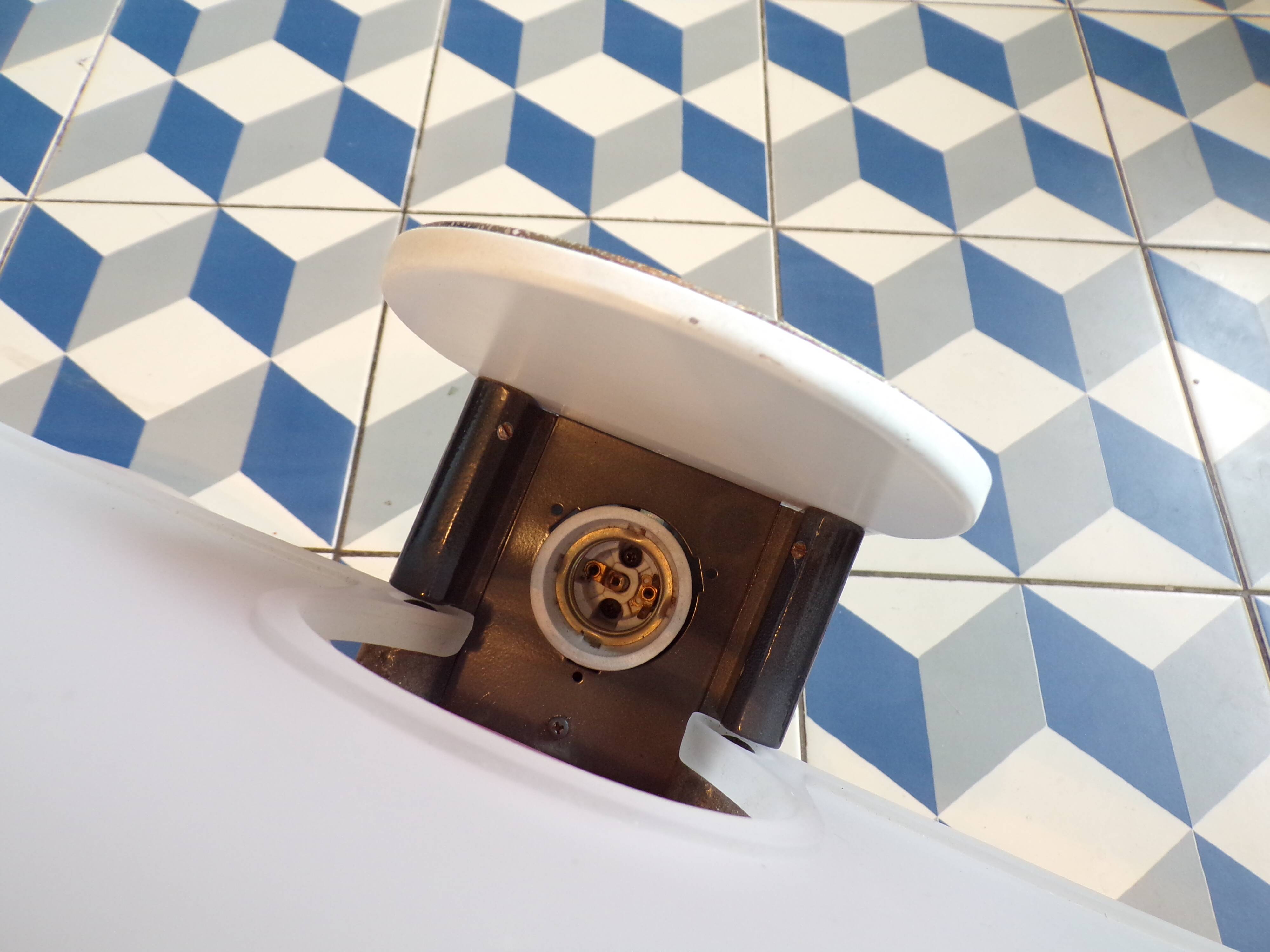 Pair of Diva wall lights by Ezio Didone for Arteluce