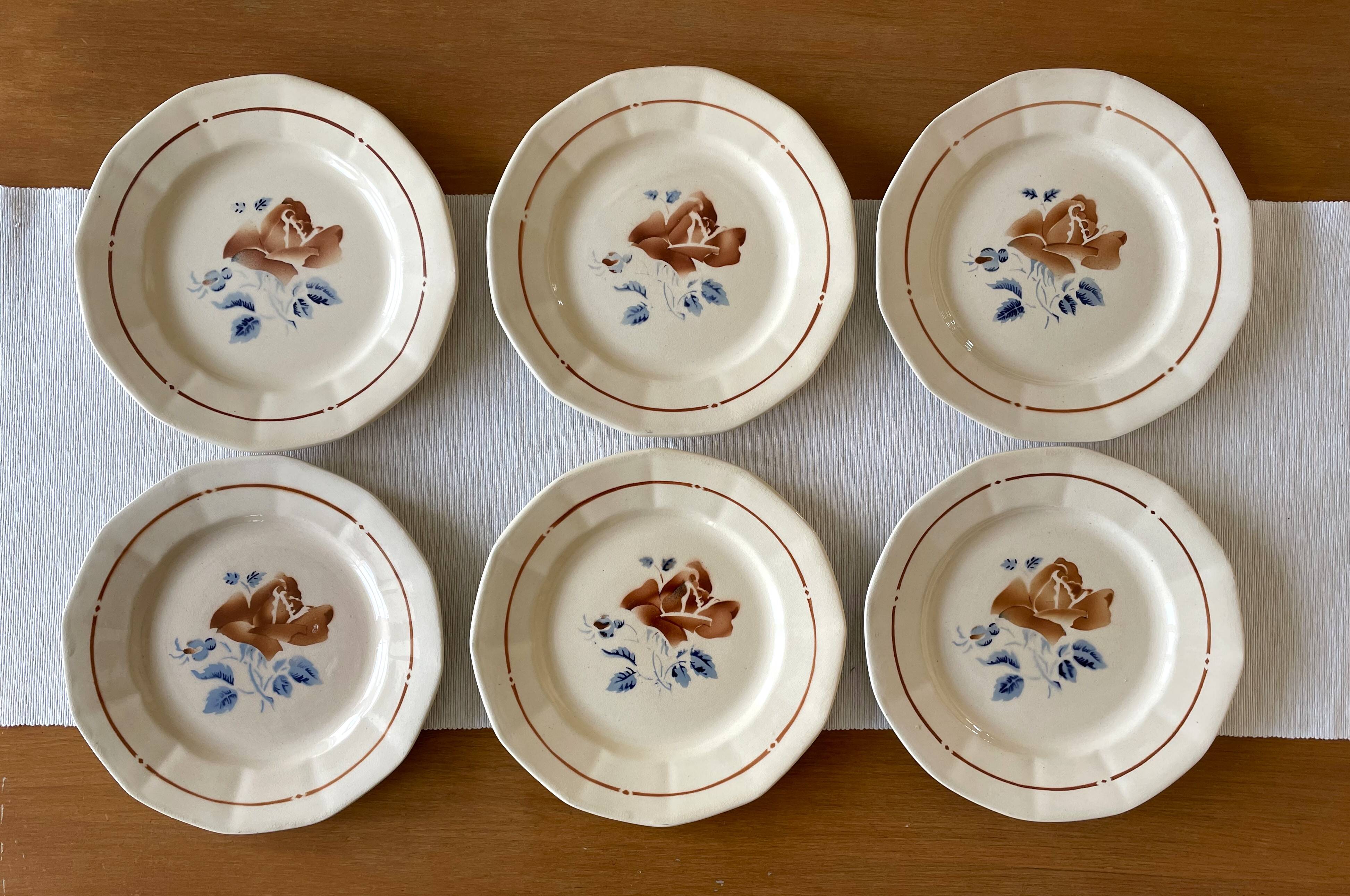 6 antique flat plates in Sarreguemines earthenware.