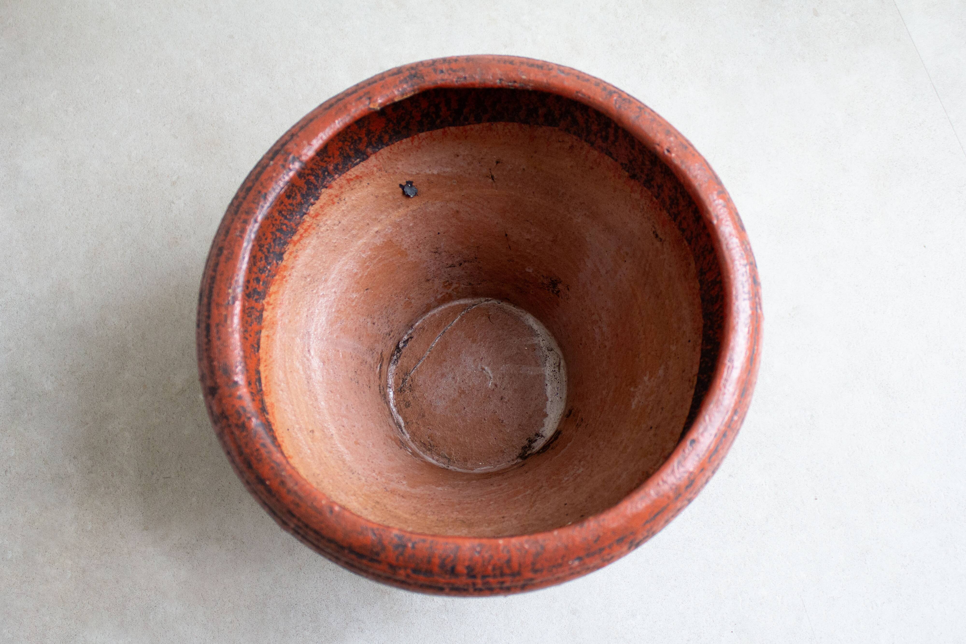 Large vintage K.D. ceramic planter / fruitbowl