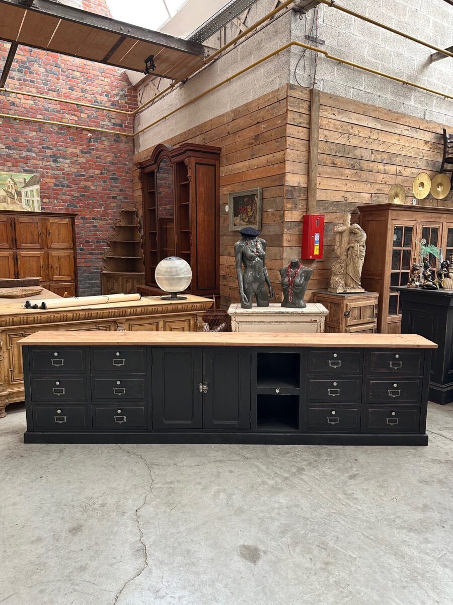 Handcrafted enfilade