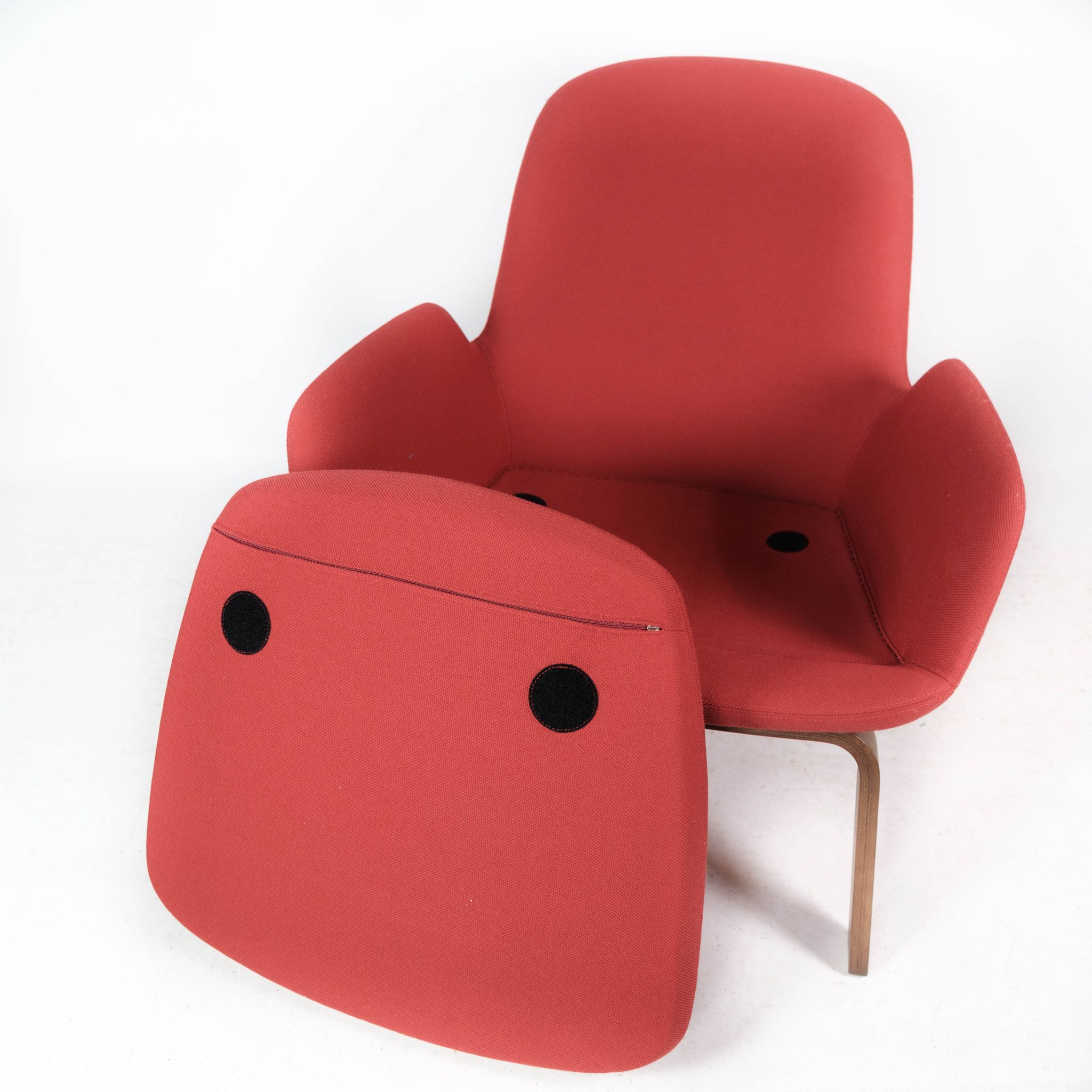 Easy chair with legs of walnut of Danish design for Normann Copenhagen