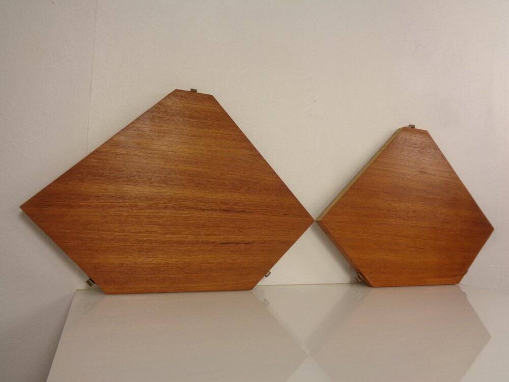 Swedish Teak Corner Shelf by Kajsa and Nils Nisse Strinning for String, 1950s