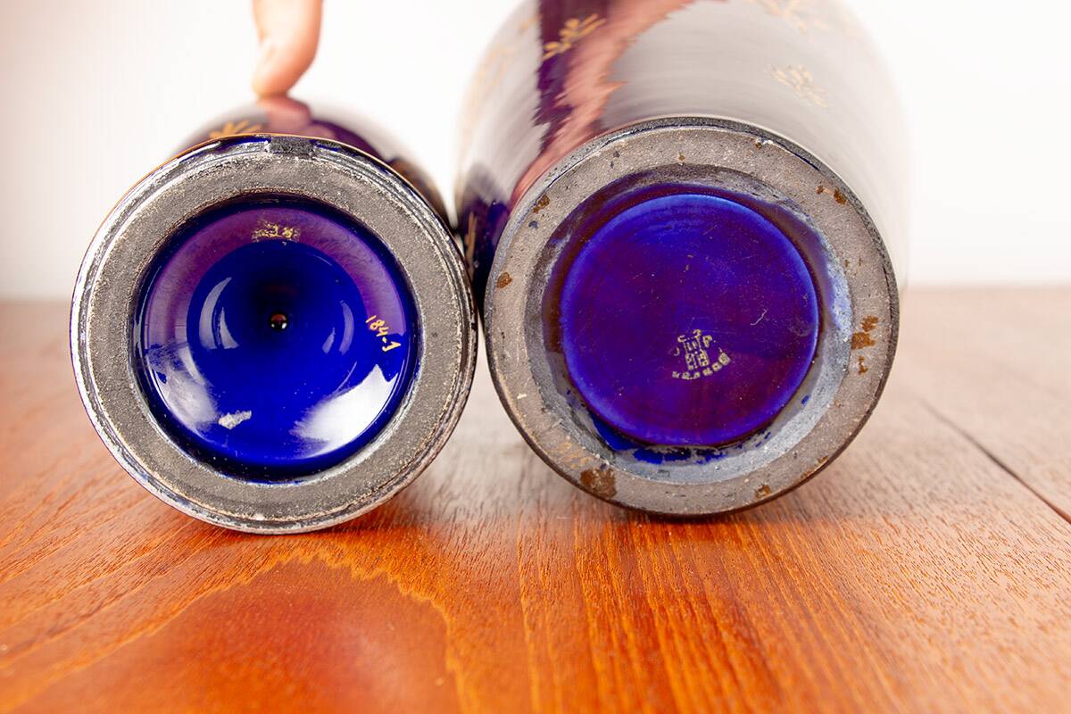 Neo-Classical style porcelain vase, cobal blue, Pinon-Heuzé 1930.