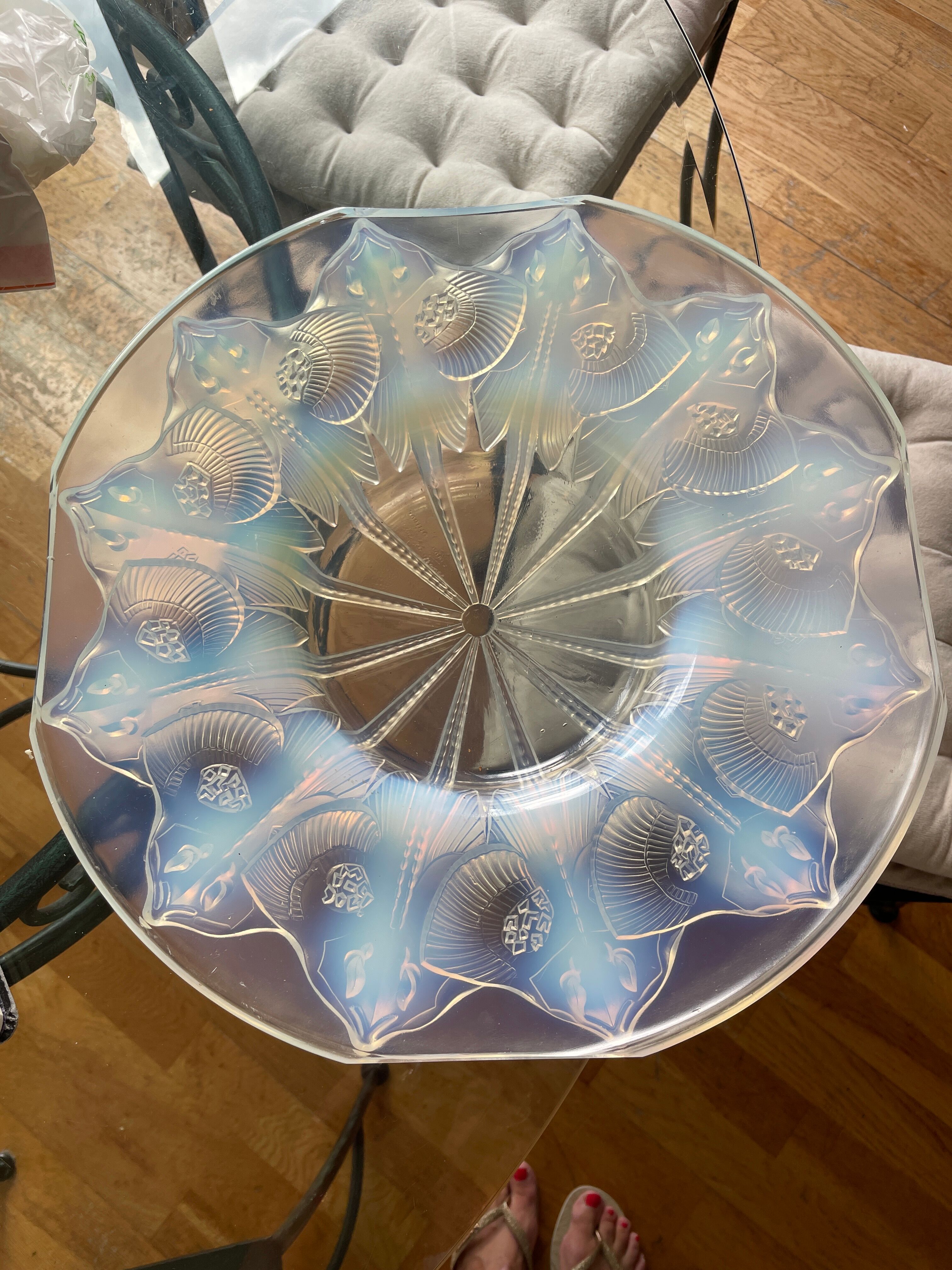 Iridescent cut Sabino art deco