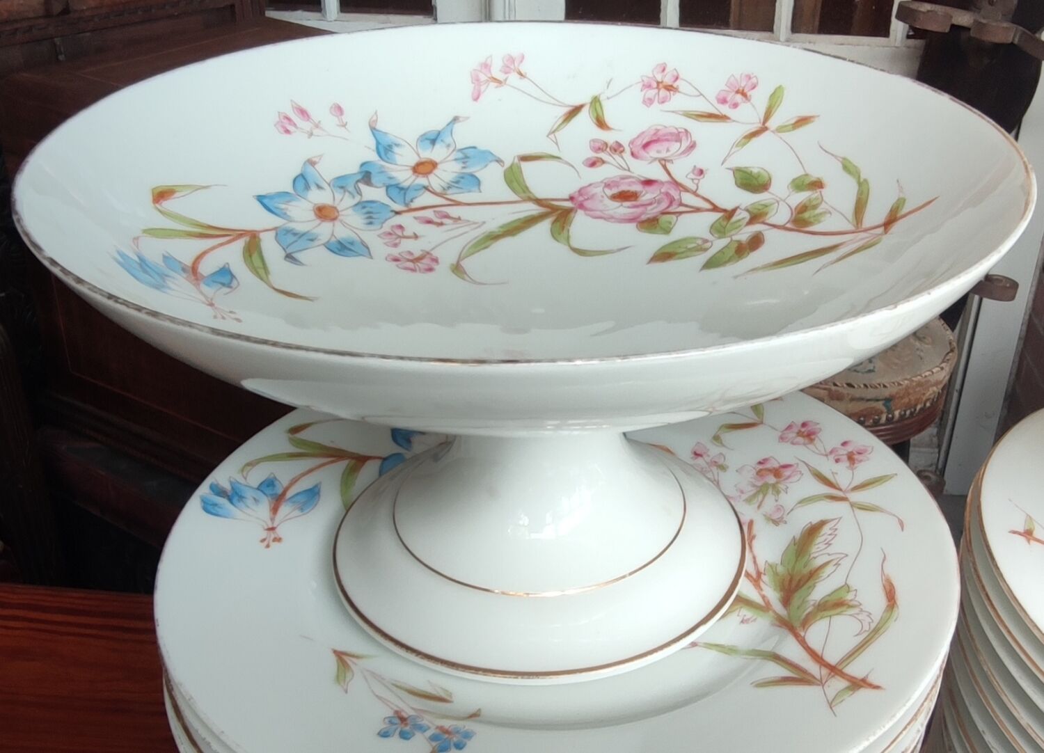 Old service tableware floral decoration 89 pieces