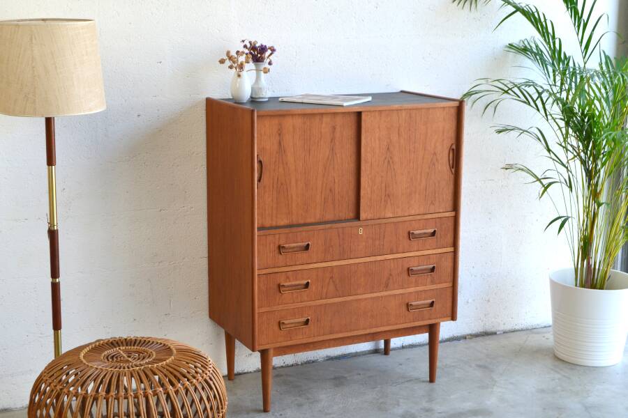 Meuble de rangement danois par G-N Tibergaard