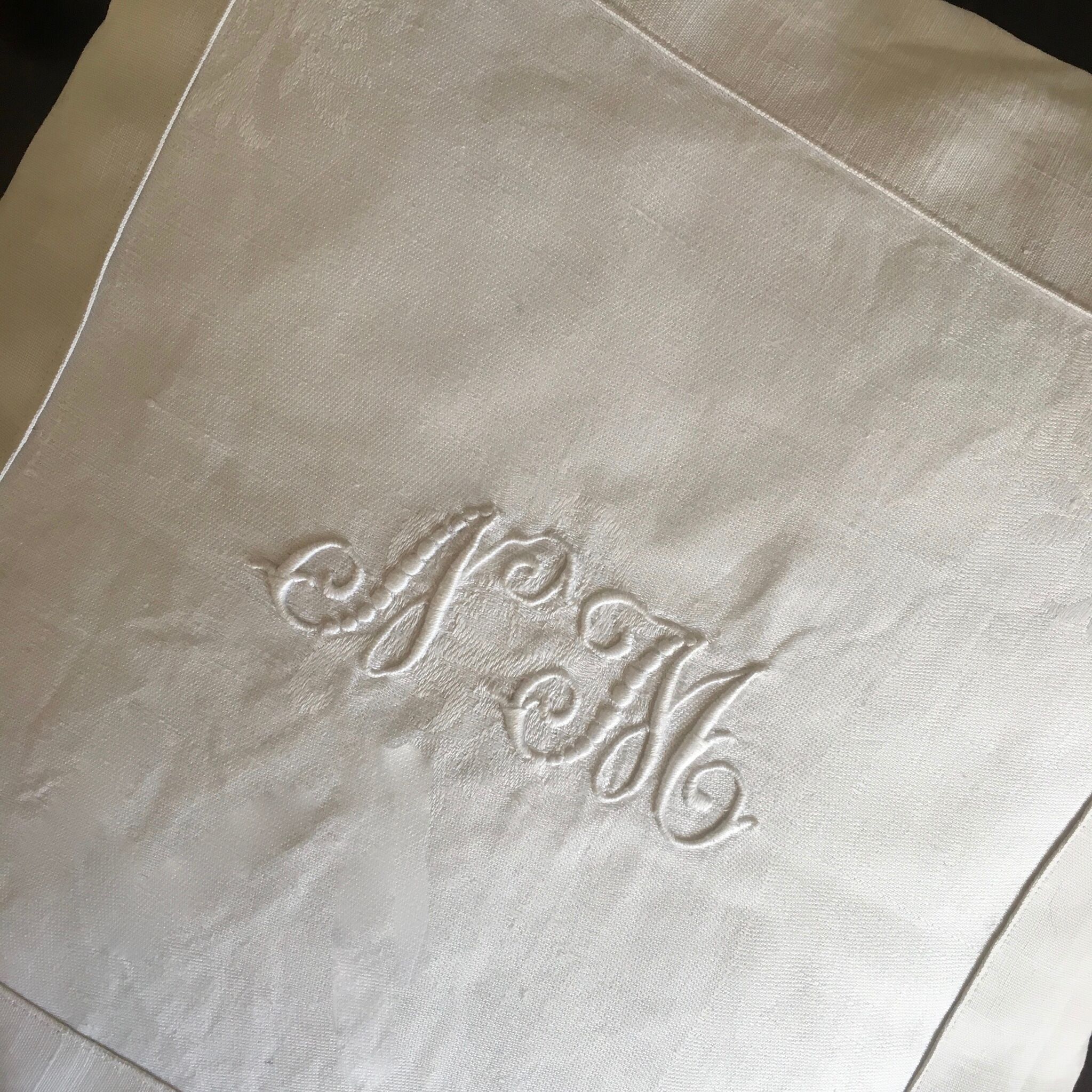 Linen cushion former White Monogram 35 x 35cm