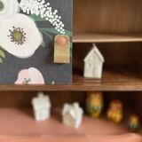 Doll sideboard