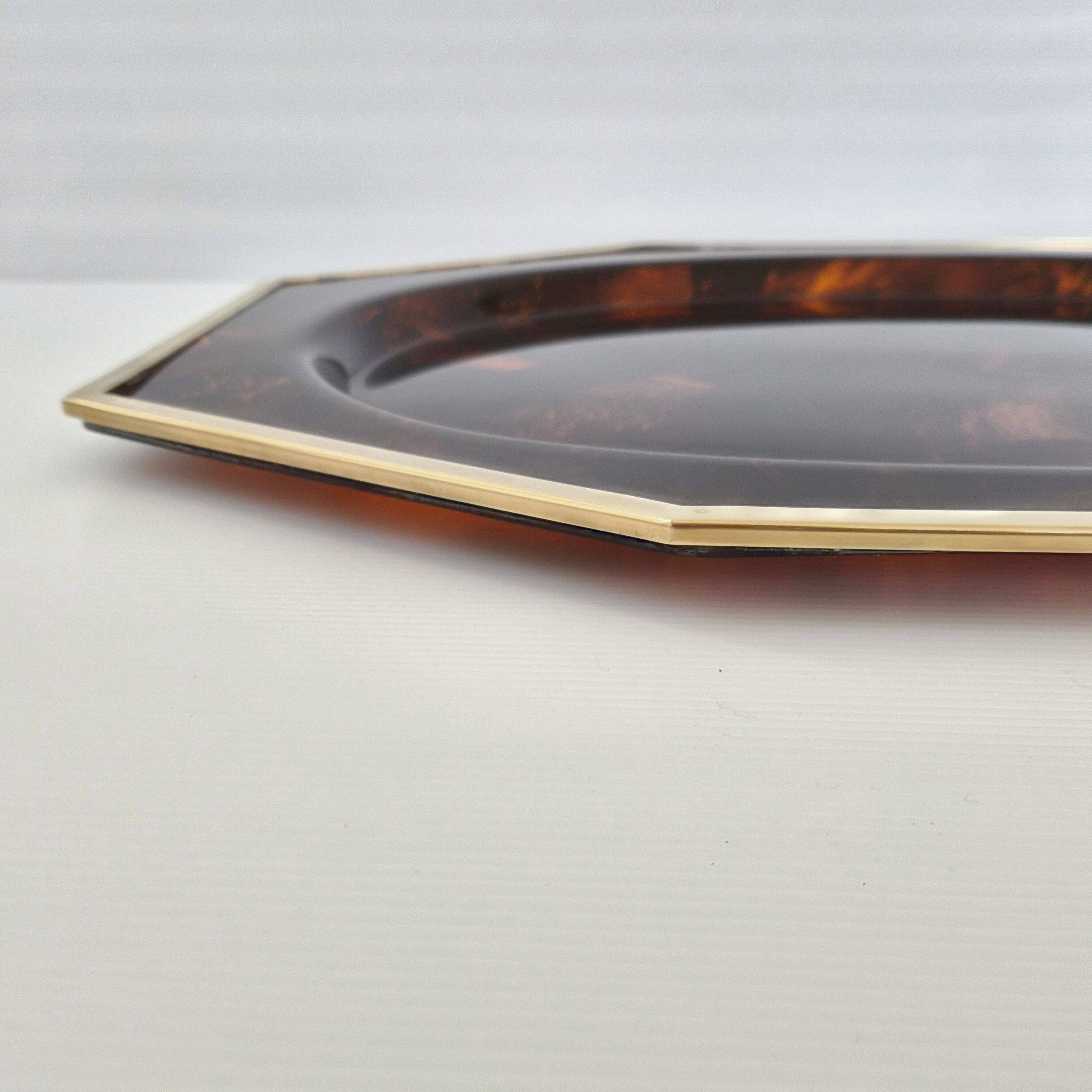 1970s vintage plexiglass tray