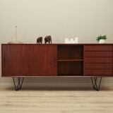 Buffet en teck, design danois, années 1970, production : Danemark