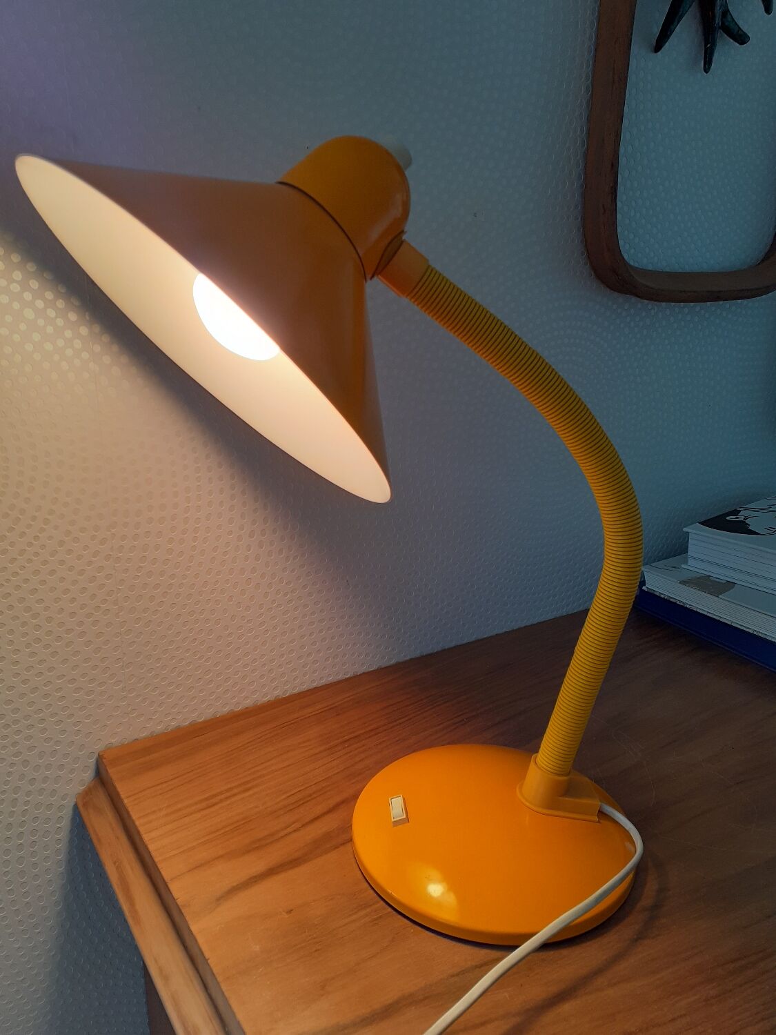 Lampe de bureau Aluminor jaune-orange