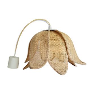 Vintage petal suspension