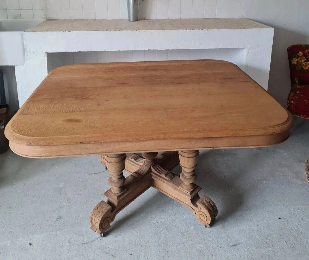 Table spirit Henri ll