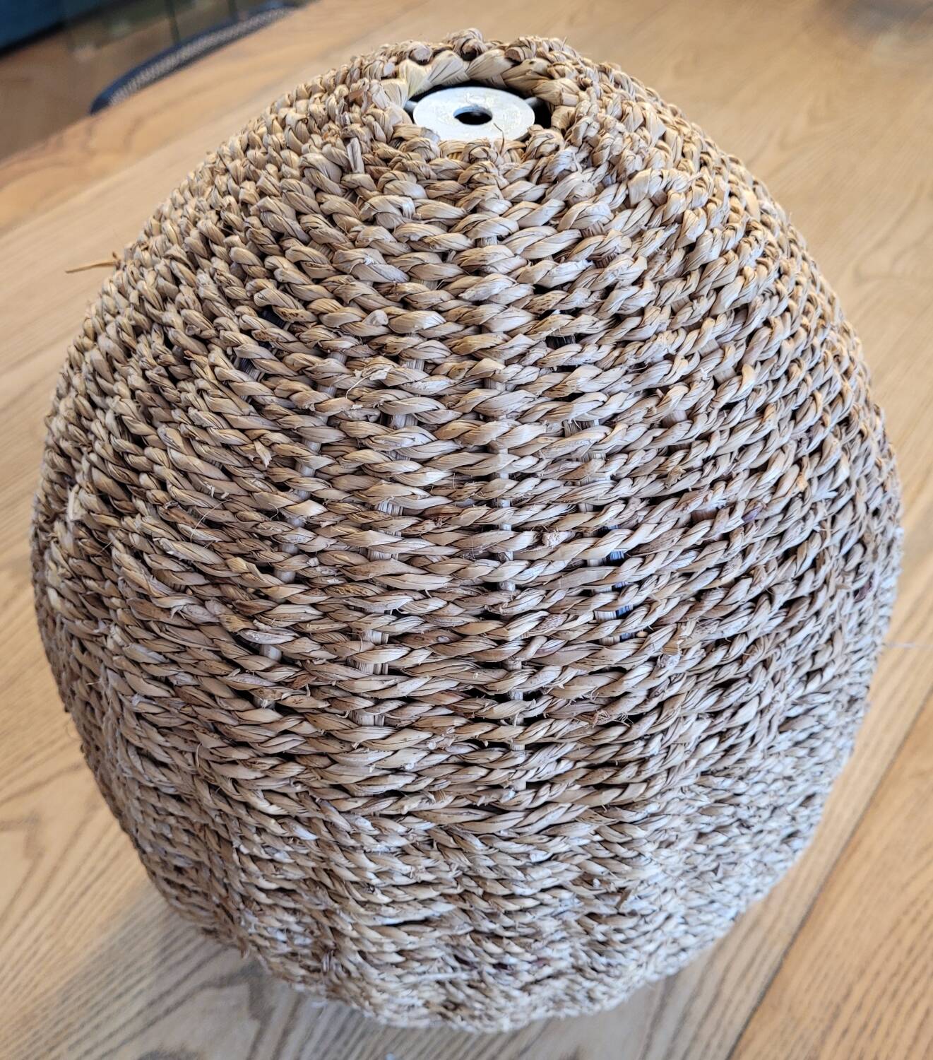 Woven rattan pendant light - H38cm