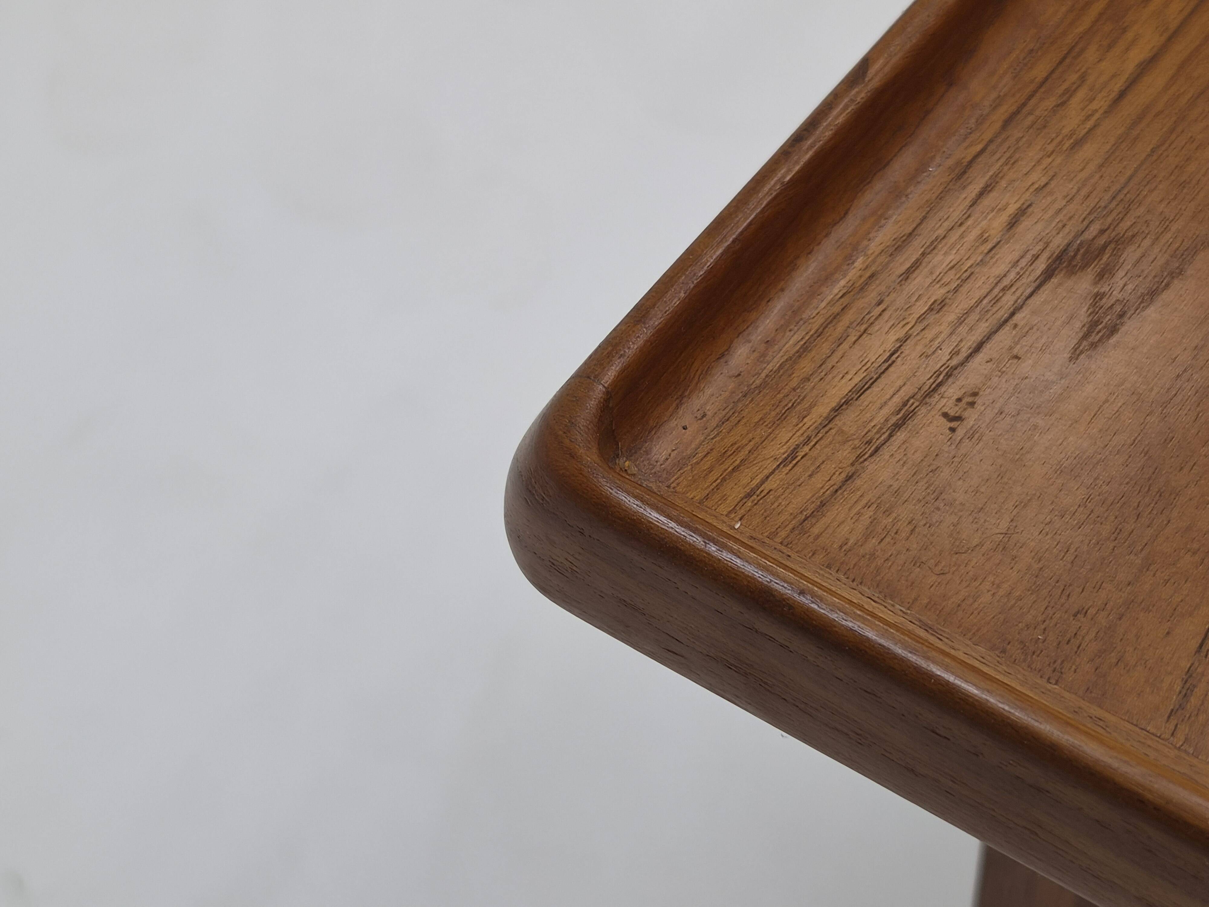 Bureau d'écriture vintage danois en teck par Peter Løvig Nielsen pour Løvig, années 1960