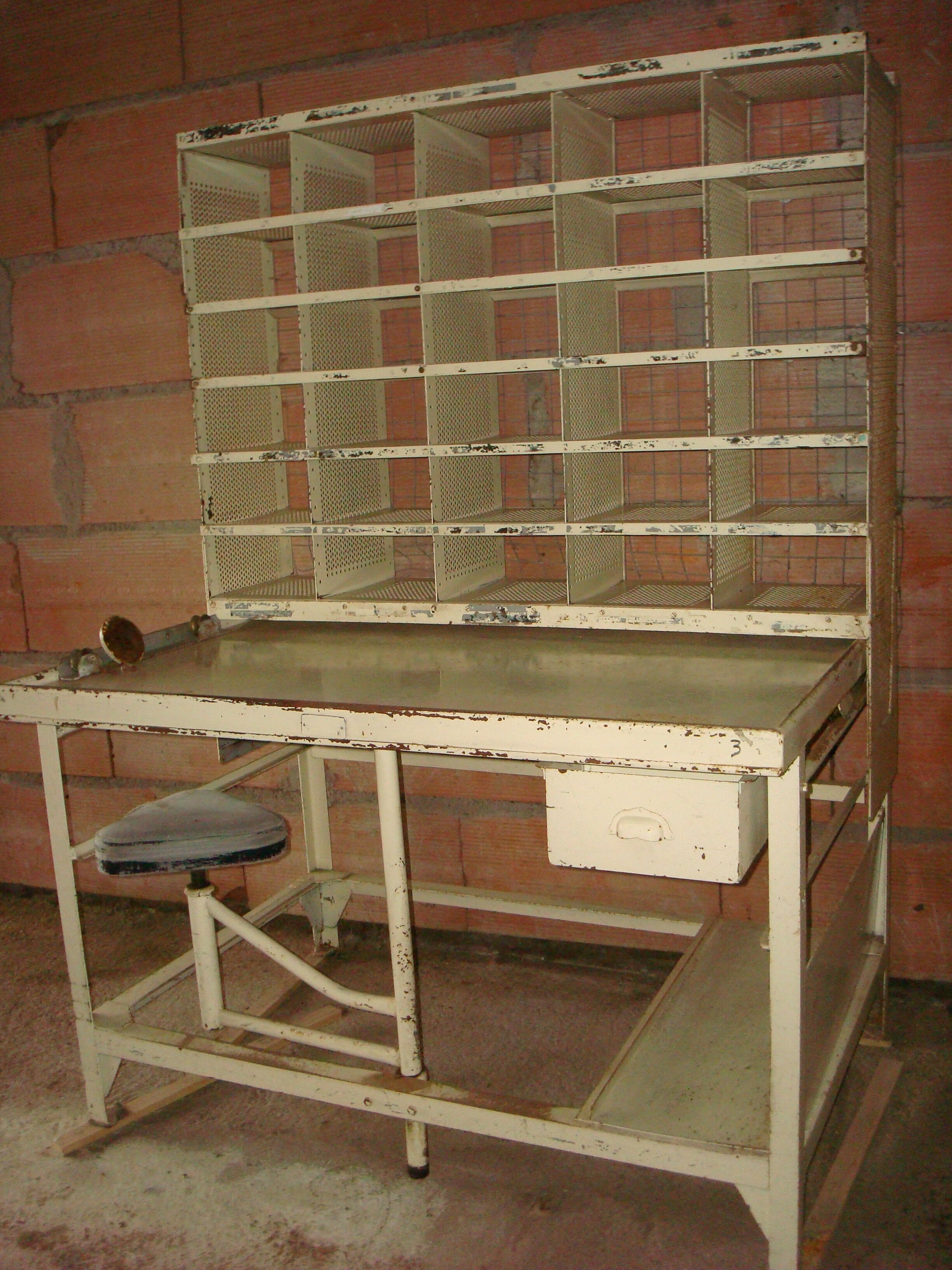 Postal sorting furniture