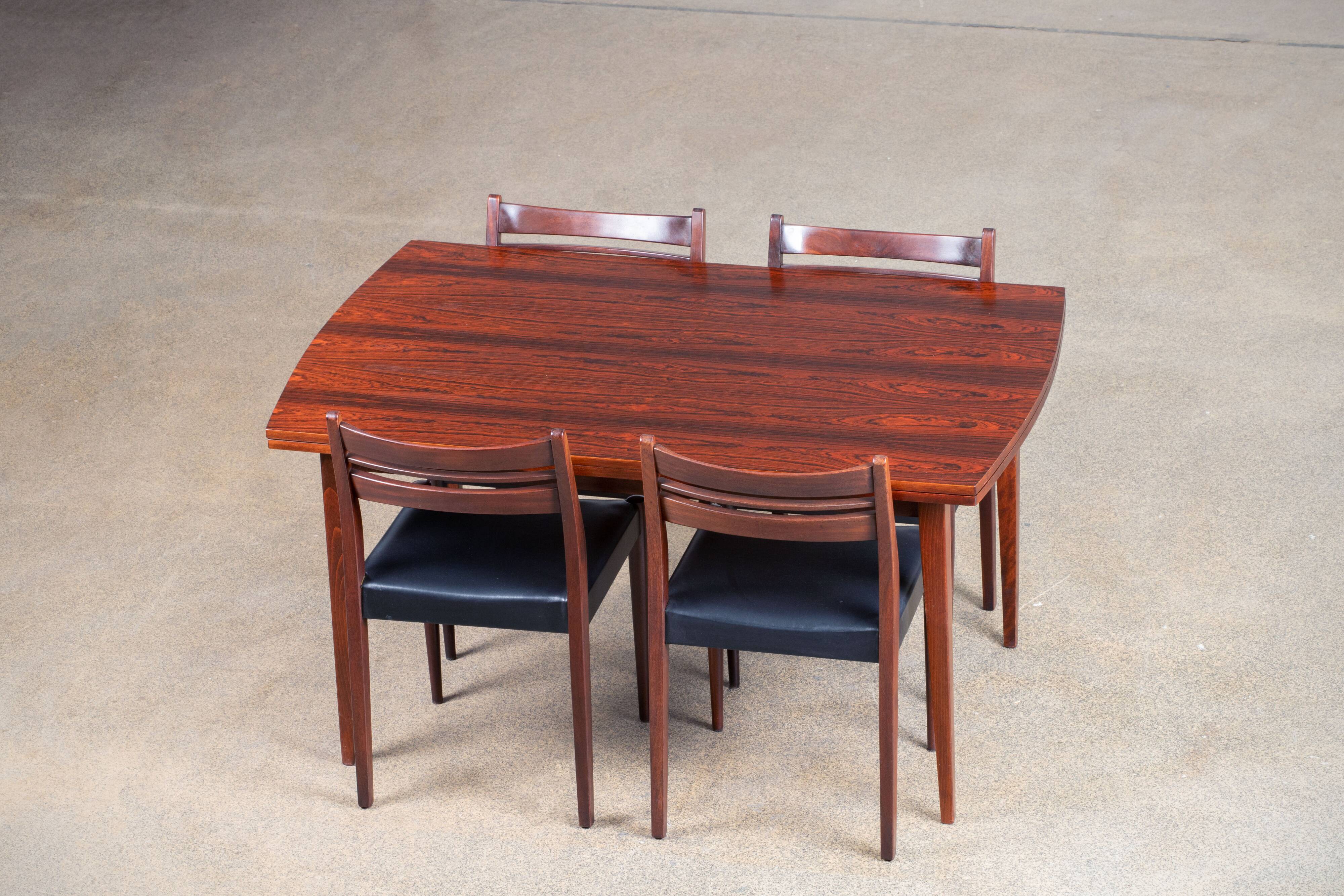 Table extensible scandinave en palissandre