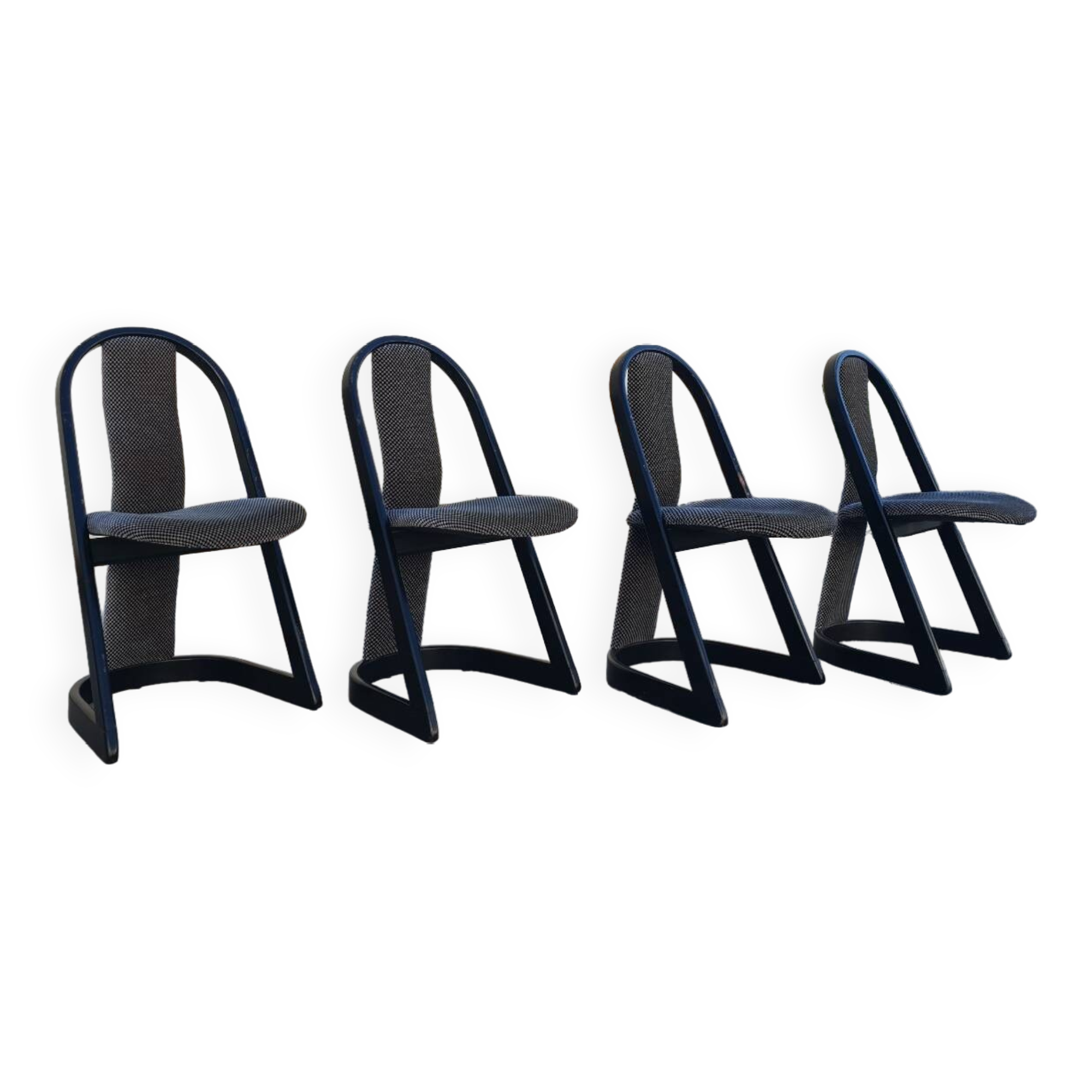 Série de 4 chaises design 1970