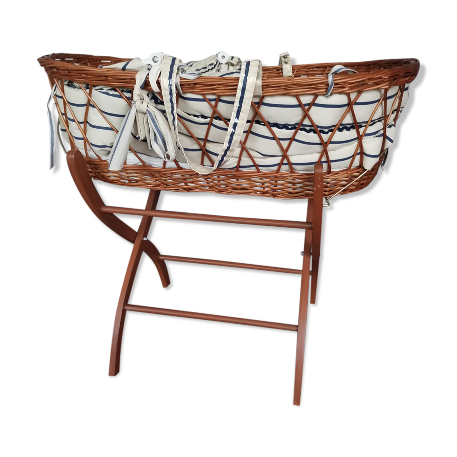 wicker cradle