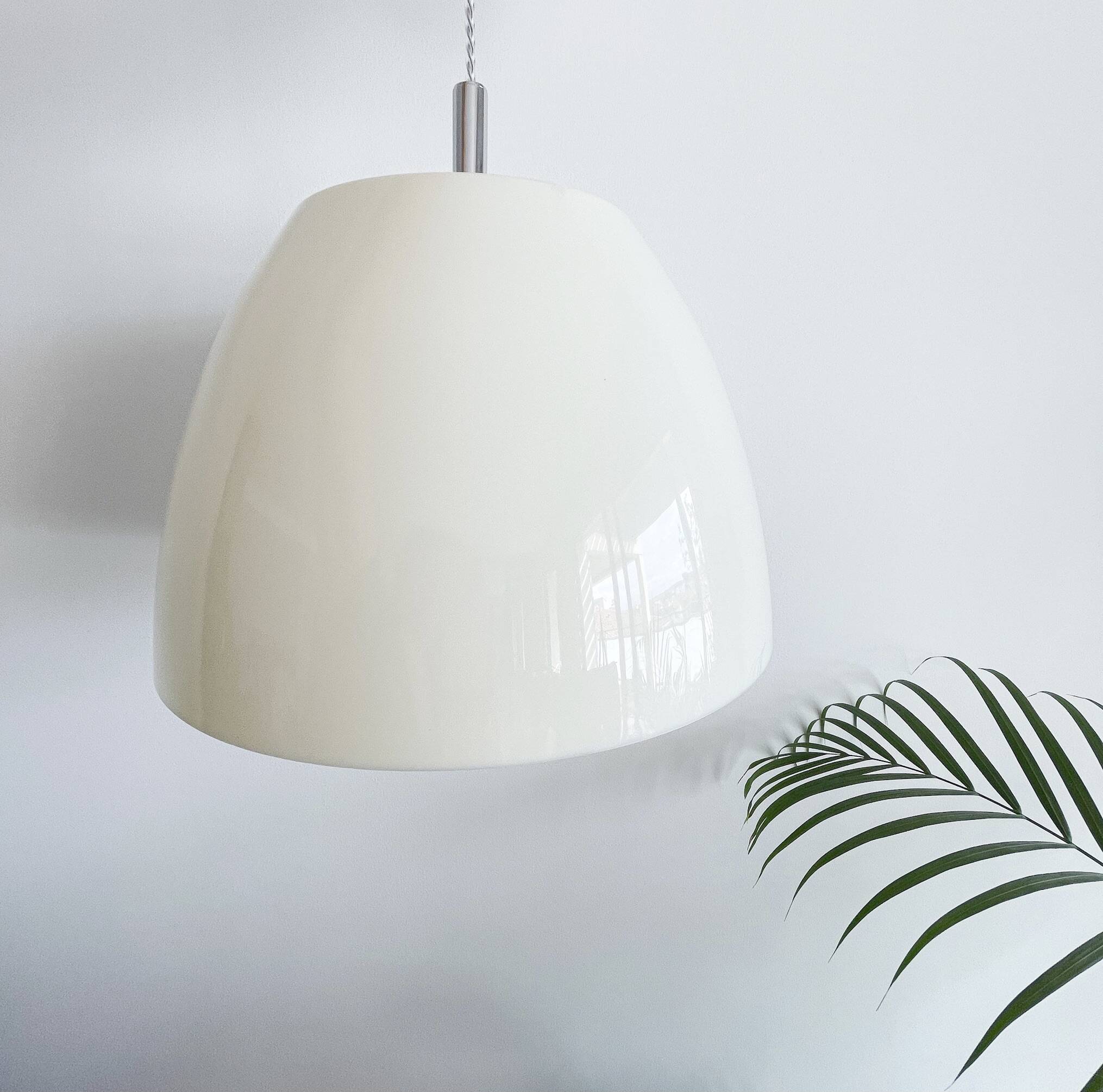 Suspension vintage en plastique