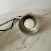 Very nice vintage 1970 articulated table lamp in good condition.