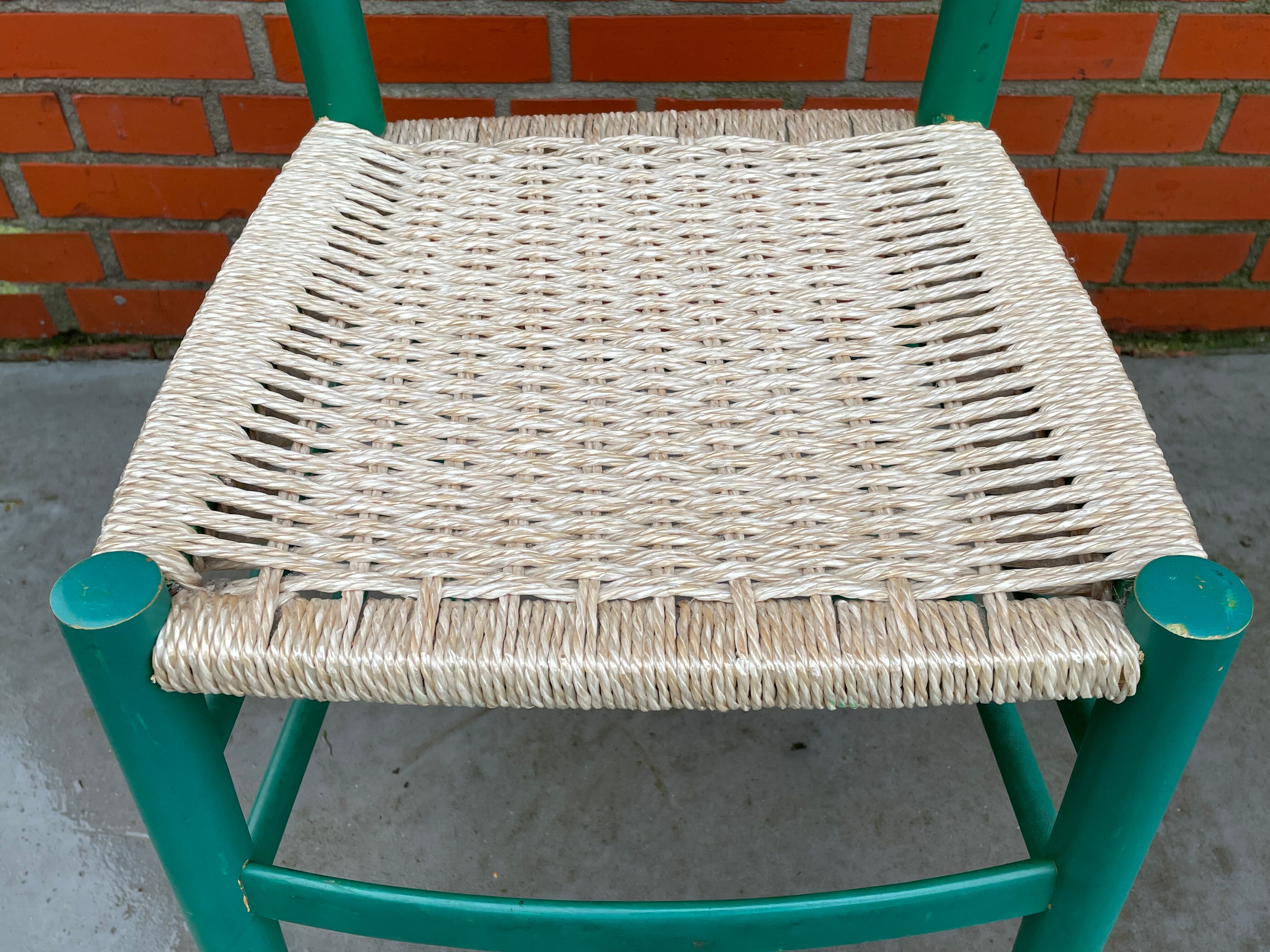 Lot de 4 chaises en bois dans le modèle italien de Chiavari