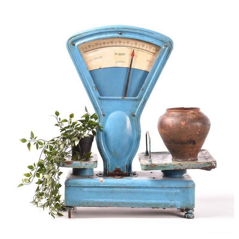 Vintage brocante scale