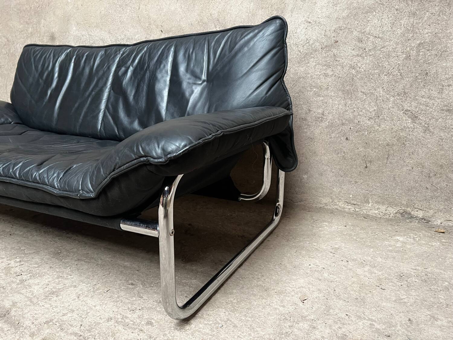 Vintage sofa by Johan Bertil Häggström for Ikéa in leather and chrome metal 1970