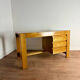 Bureau regain en orme massif