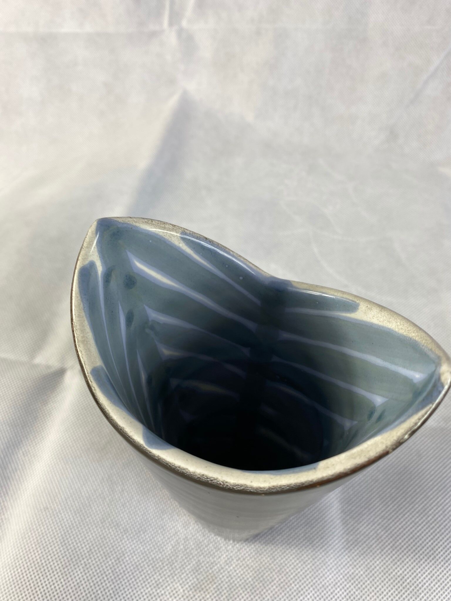 Design vase 1954 Mari Simmulson for Uppsala Ekeby