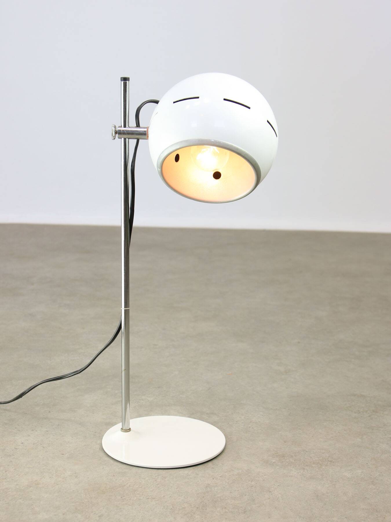 Space-age Italian Table Lamp in White Colour, 1970s