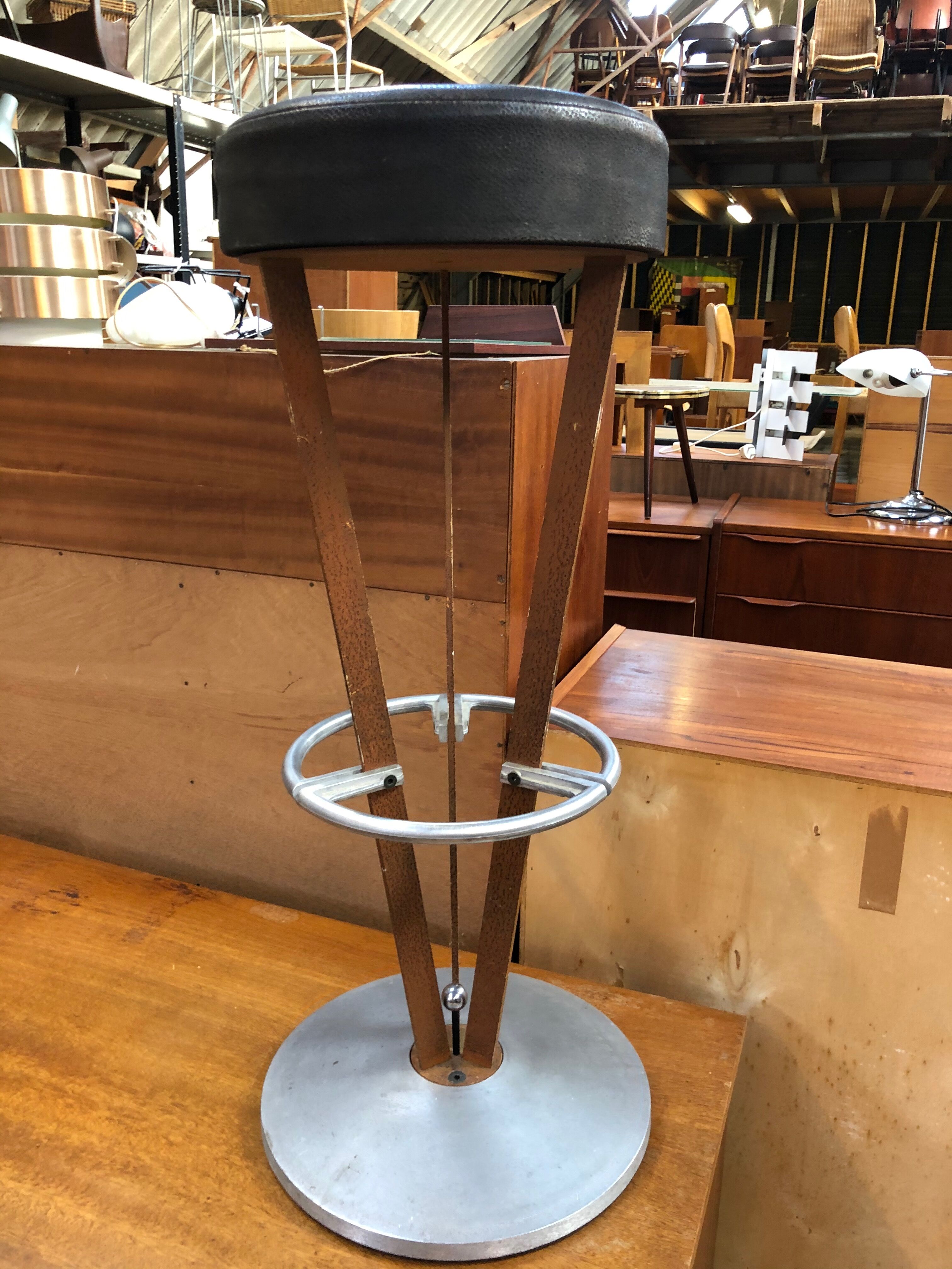 Industrial stool 80