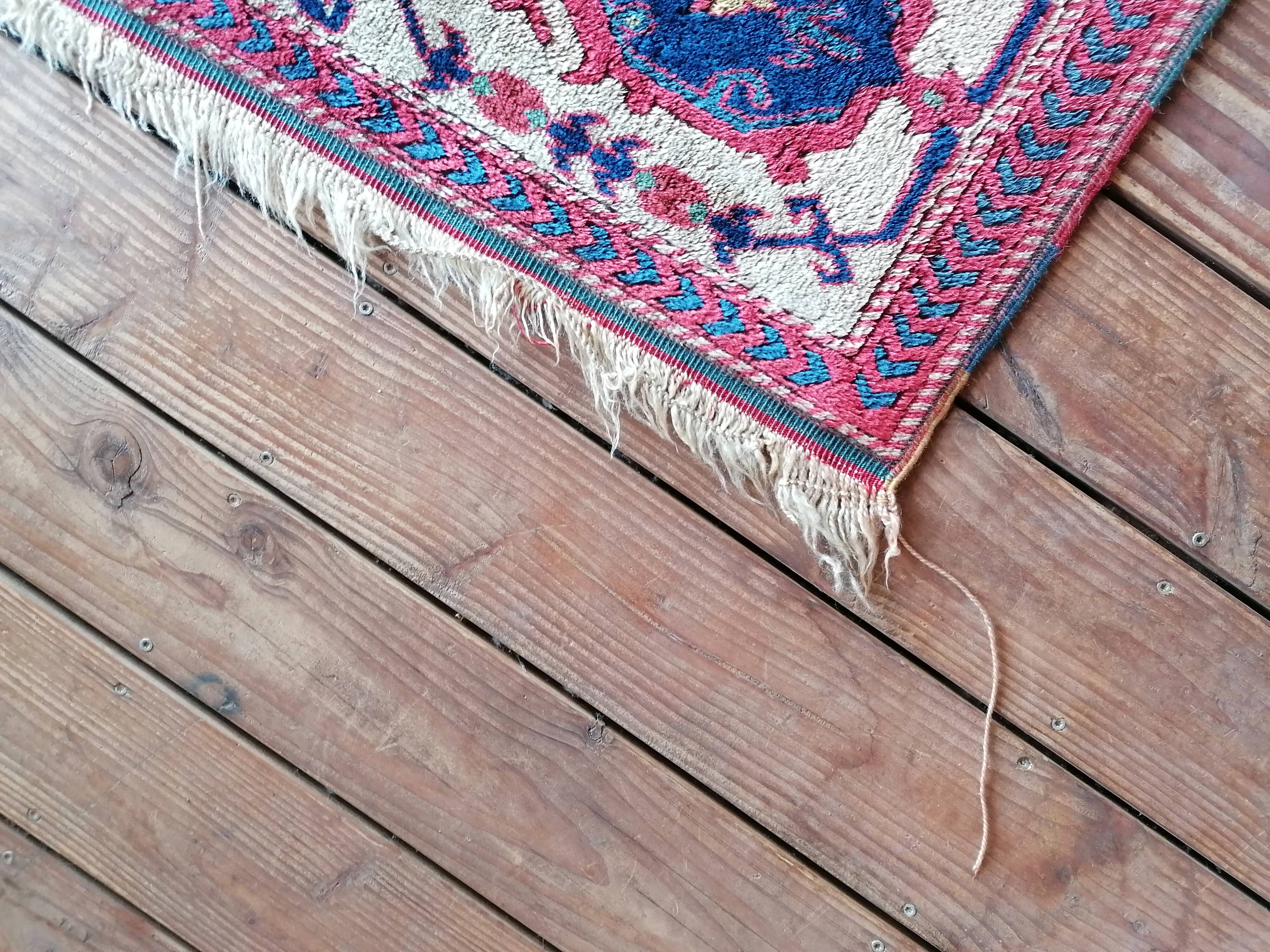 Antique Persian Heriz Afshar rug 200 x 276 cm