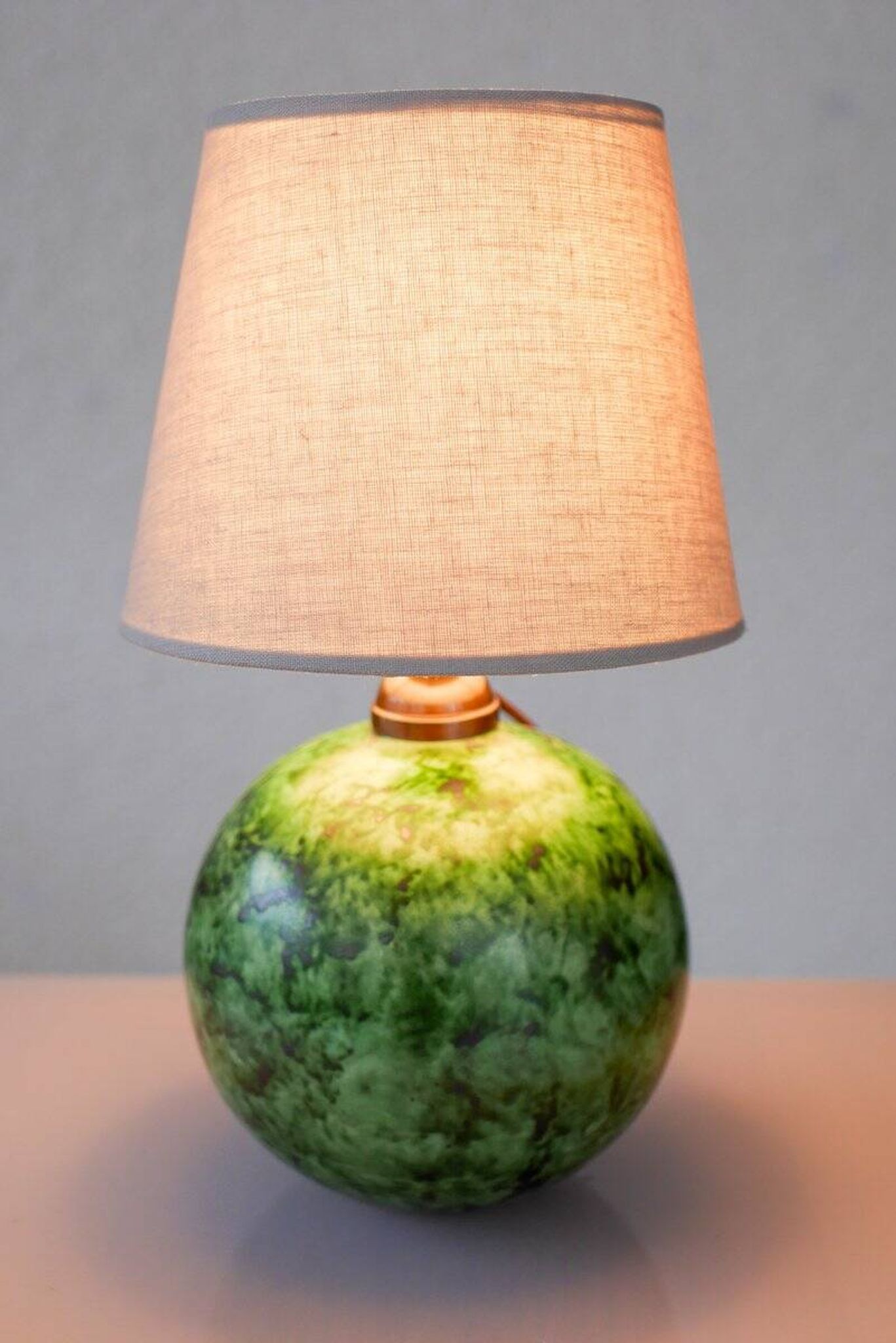Scandinavian Art Deco table lamp in ceramic by Erik Mornils for Nittsjö, 1930s