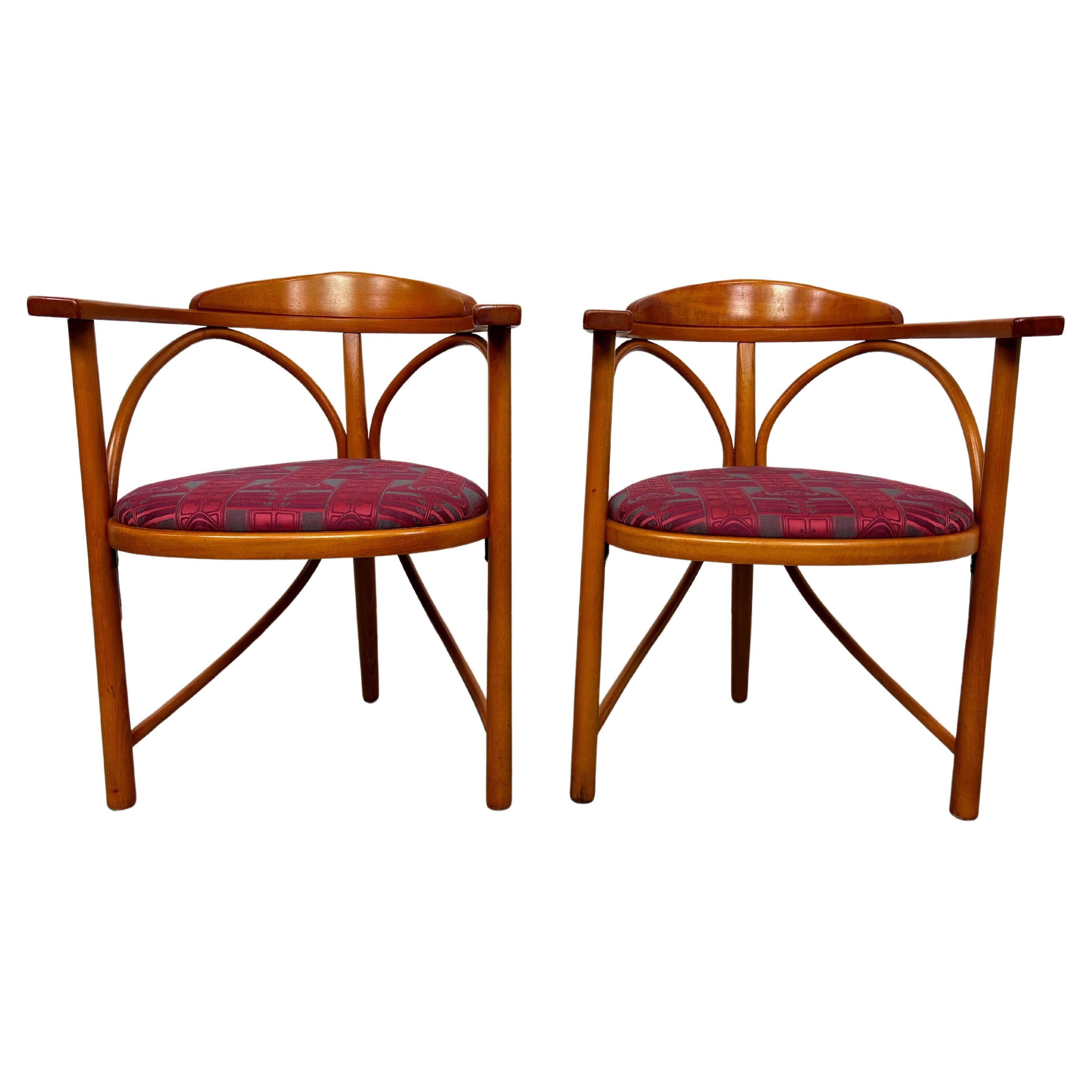 Tripod chairs Secession No. 81 by Thonet