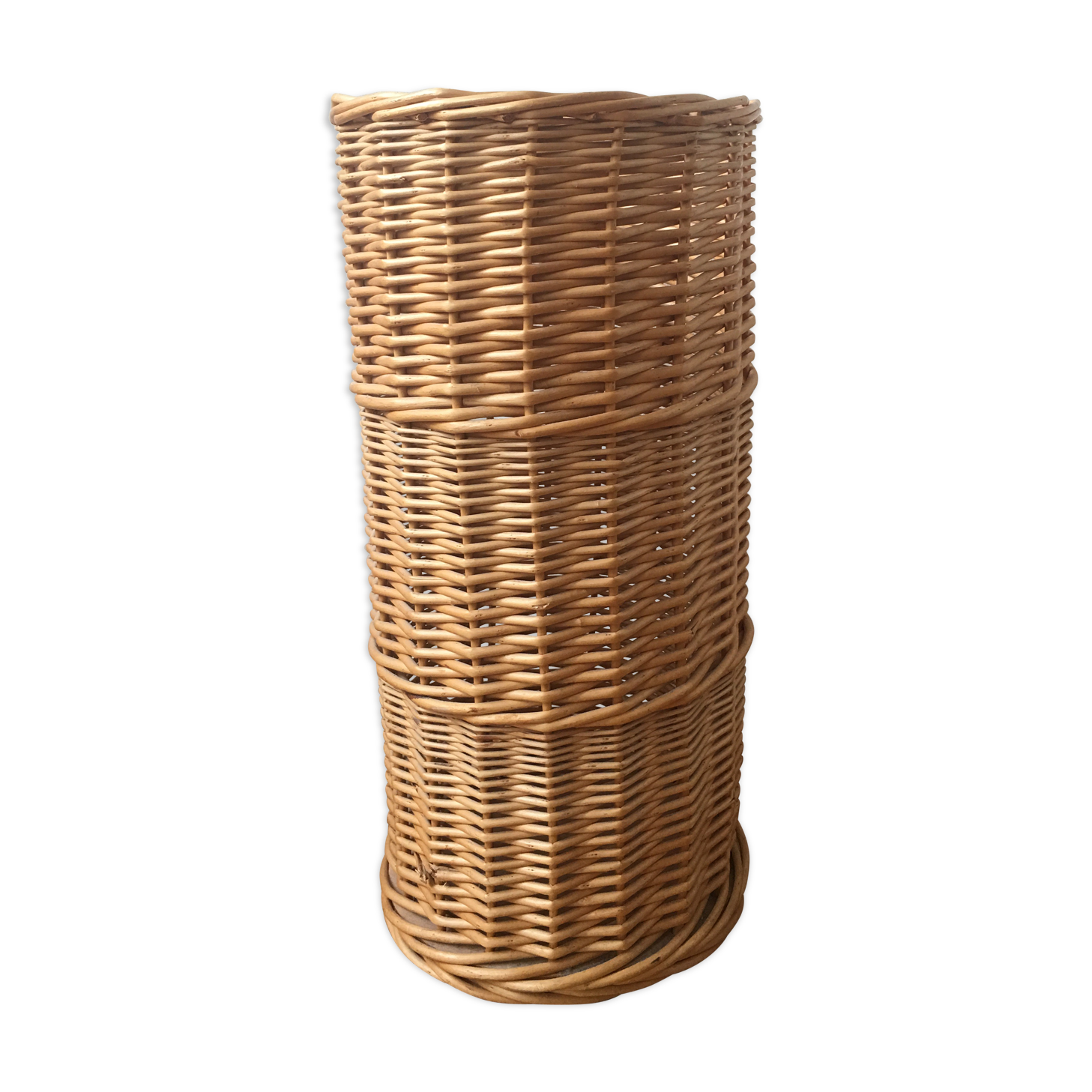 Vintage wicker umbrella door