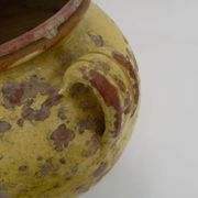 Magnificent glazed yellow confit pot, south-west of France. 19th century.