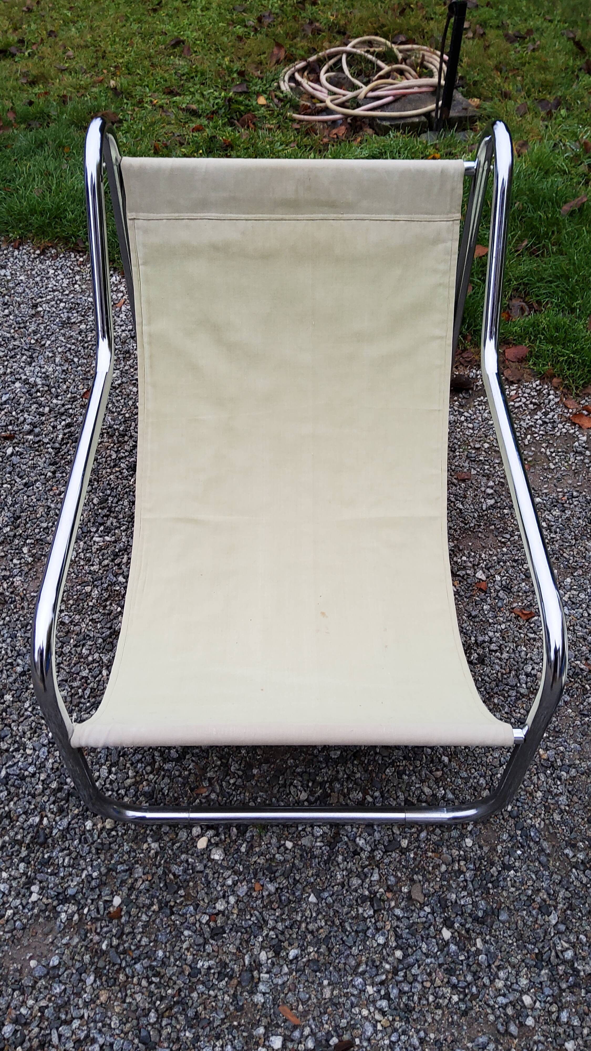 Pair of armchairs from the 70s chrome tubes and cotton canvas