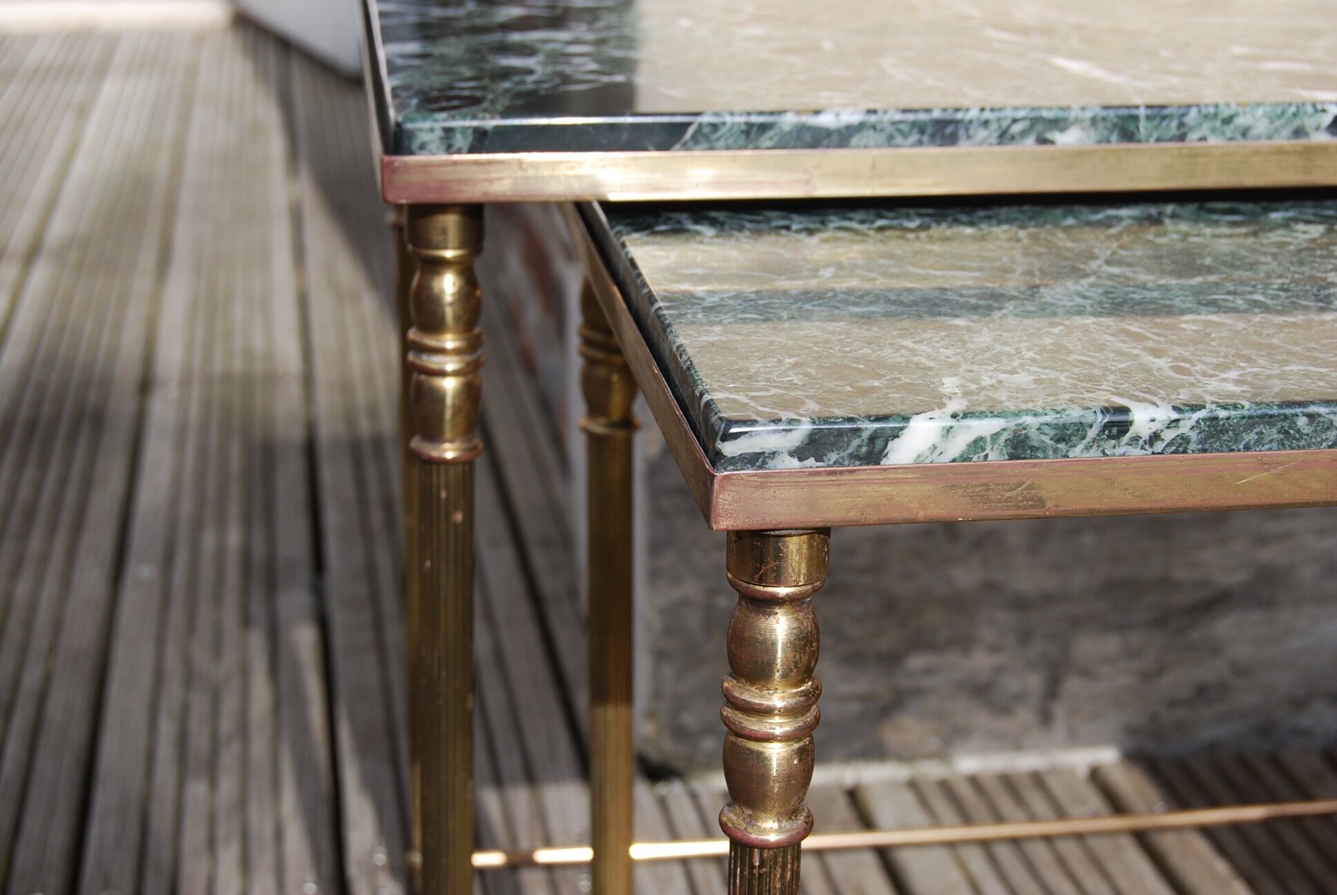 Tables gigognes en marbre vert