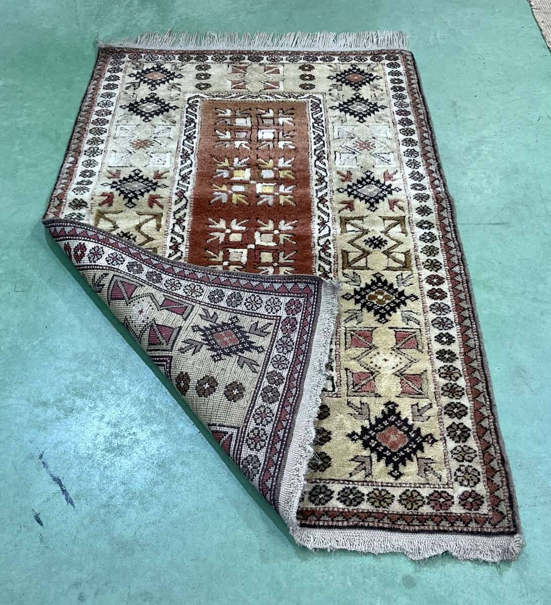 Handmade Iranian wool rug - L=1m47 l=91cm