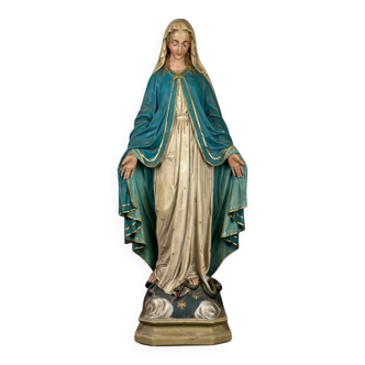 Statue of the Immaculate Virgin Mary, 19th century.