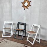 Series of 3 chairs