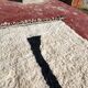 Beni Ouarain Berber rug in cream with black pattern 300x200 cm – natural wool